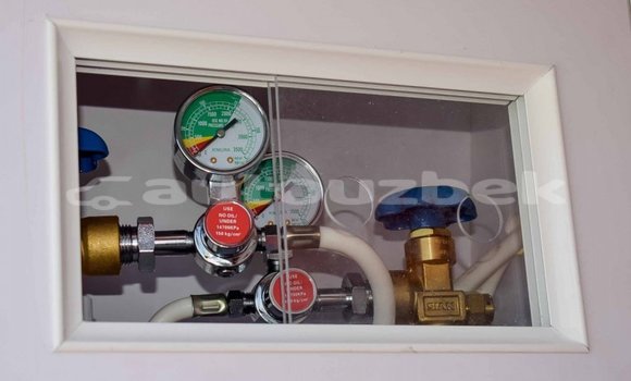 Buy New Toyota Land Cruiser White Car in Ahunabayev in Andijon Buy New Toyota Land Cruiser White Car in Ahunabayev in Andijon