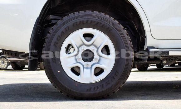 Buy New Toyota Land Cruiser White Car in Akkurgon in Surhondar Buy New Toyota Land Cruiser White Car in Akkurgon in Surhondar