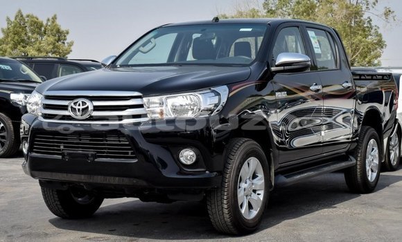 Buy New Toyota Hilux Black Car in Ahunabayev in Andijon Buy New Toyota Hilux Black Car in Ahunabayev in Andijon