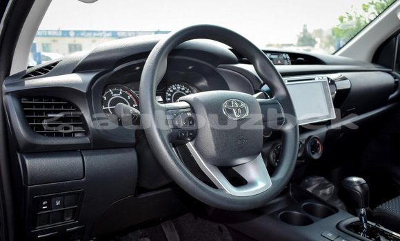 Buy New Toyota Hilux Black Car in Ahunabayev in Andijon Buy New Toyota Hilux Black Car in Ahunabayev in Andijon