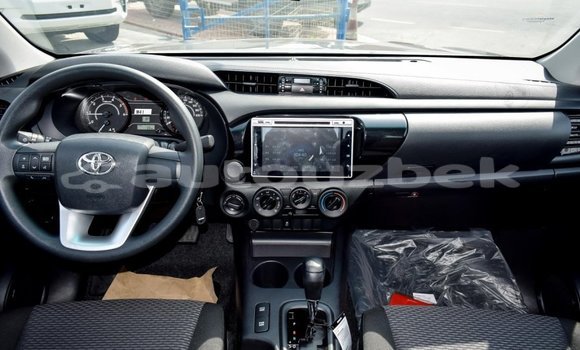 Buy New Toyota Hilux Black Car in Ahunabayev in Andijon Buy New Toyota Hilux Black Car in Ahunabayev in Andijon