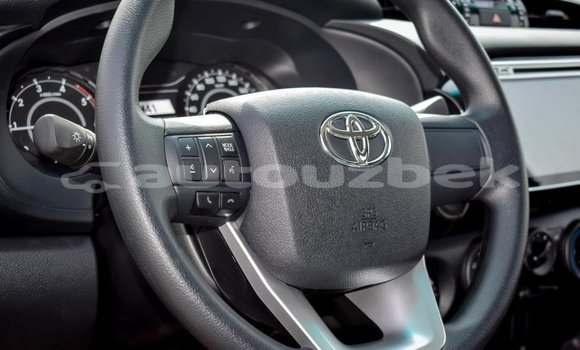 Buy New Toyota Hilux Black Car in Ahunabayev in Andijon Buy New Toyota Hilux Black Car in Ahunabayev in Andijon
