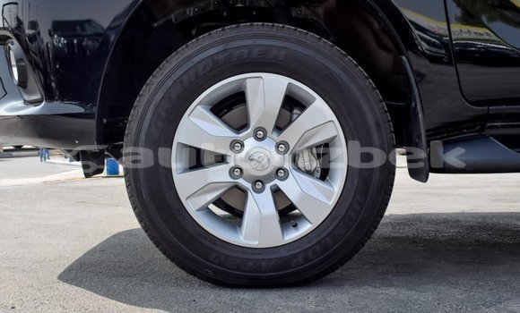 Buy New Toyota Hilux Black Car in Ahunabayev in Andijon Buy New Toyota Hilux Black Car in Ahunabayev in Andijon