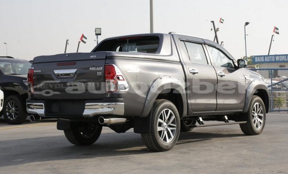 Buy New Toyota Hilux Silver Car in Ahunabayev in Andijon Buy New Toyota Hilux Silver Car in Ahunabayev in Andijon