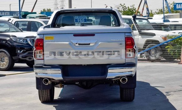 Buy New Toyota Hilux Silver Car in Akkurgon in Surhondar Buy New Toyota Hilux Silver Car in Akkurgon in Surhondar