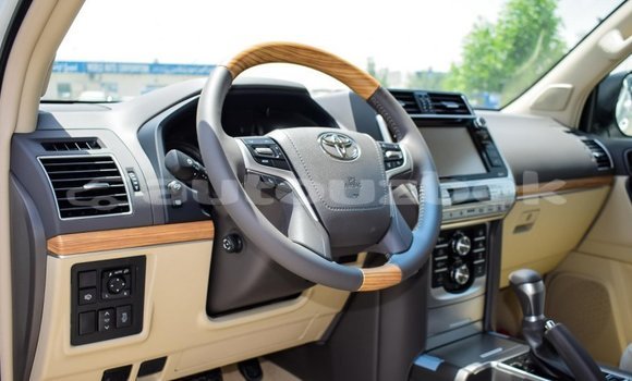 Buy New Toyota Land Cruiser Prado White Car in Ahunabayev in Andijon Buy New Toyota Land Cruiser Prado White Car in Ahunabayev in Andijon