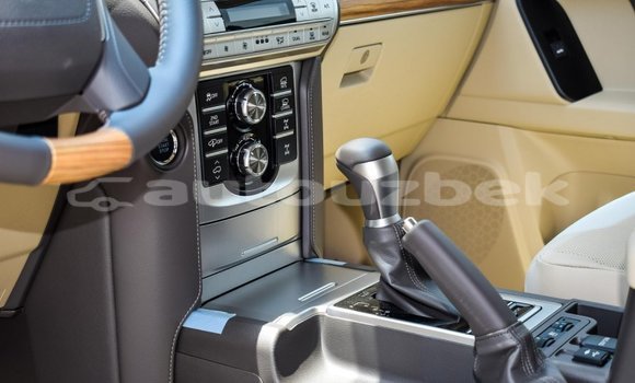 Buy New Toyota Land Cruiser Prado White Car in Ahunabayev in Andijon Buy New Toyota Land Cruiser Prado White Car in Ahunabayev in Andijon