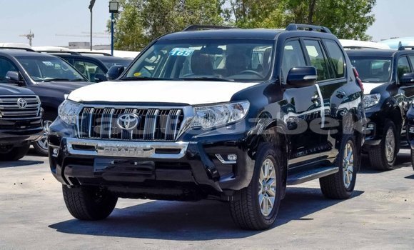 Buy New Toyota Land Cruiser Black Car in Ahunabayev in Andijon Buy New Toyota Land Cruiser Black Car in Ahunabayev in Andijon