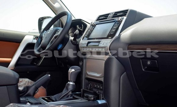 Buy New Toyota Prado Black Car in Ahunabayev in Andijon Buy New Toyota Prado Black Car in Ahunabayev in Andijon