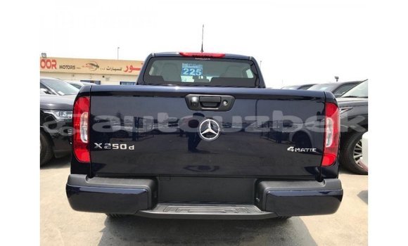 Buy Import Mercedes-Benz 250 Blue Car in Import - Dubai in Andijon Buy Import Mercedes-Benz 250 Blue Car in Import - Dubai in Andijon