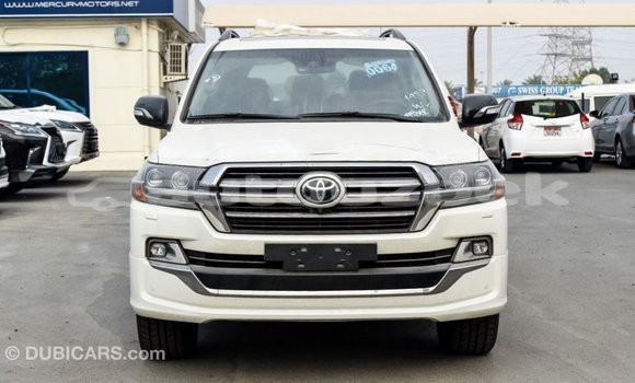 Buy Import Toyota Land Cruiser White Car in Import - Dubai in Andijon Buy Import Toyota Land Cruiser White Car in Import - Dubai in Andijon