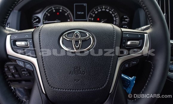 Buy Import Toyota Land Cruiser White Car in Import - Dubai in Andijon Buy Import Toyota Land Cruiser White Car in Import - Dubai in Andijon