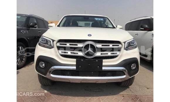 Buy Import Mercedes-Benz 250 White Car in Import - Dubai in Andijon Buy Import Mercedes-Benz 250 White Car in Import - Dubai in Andijon