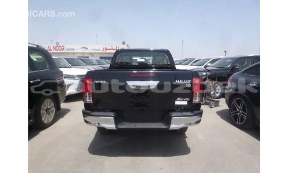 Buy Import Toyota Hilux Black Car in Import - Dubai in Andijon Buy Import Toyota Hilux Black Car in Import - Dubai in Andijon