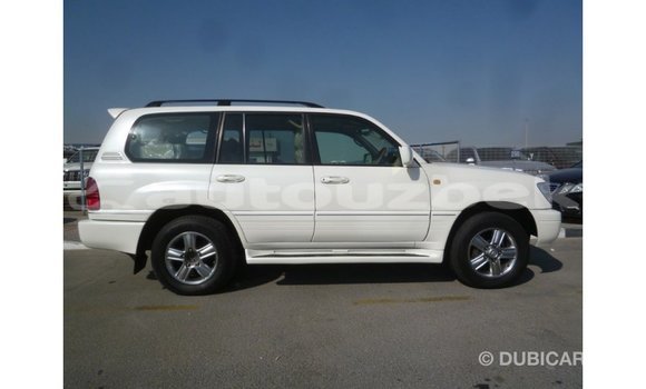 Buy Import Toyota Land Cruiser White Car in Import - Dubai in Andijon Buy Import Toyota Land Cruiser White Car in Import - Dubai in Andijon