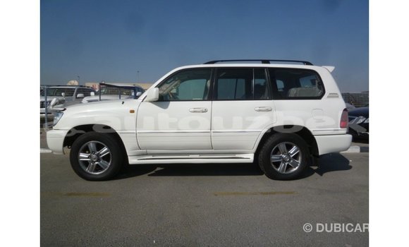 Buy Import Toyota Land Cruiser White Car in Import - Dubai in Andijon Buy Import Toyota Land Cruiser White Car in Import - Dubai in Andijon