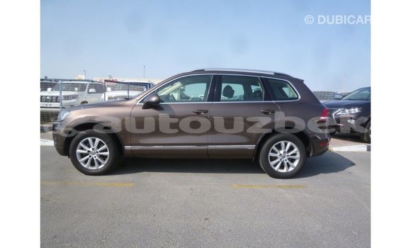 Buy Import Volkswagen Touareg Brown Car in Import - Dubai in Andijon Buy Import Volkswagen Touareg Brown Car in Import - Dubai in Andijon