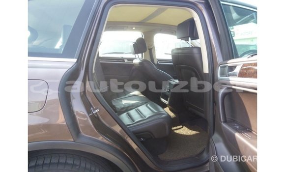 Buy Import Volkswagen Touareg Brown Car in Import - Dubai in Andijon Buy Import Volkswagen Touareg Brown Car in Import - Dubai in Andijon