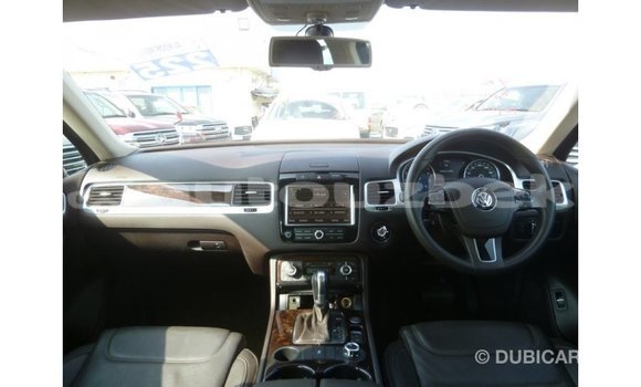 Buy Import Volkswagen Touareg Brown Car in Import - Dubai in Andijon Buy Import Volkswagen Touareg Brown Car in Import - Dubai in Andijon