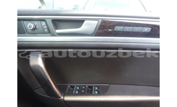 Buy Import Volkswagen Touareg Brown Car in Import - Dubai in Andijon Buy Import Volkswagen Touareg Brown Car in Import - Dubai in Andijon