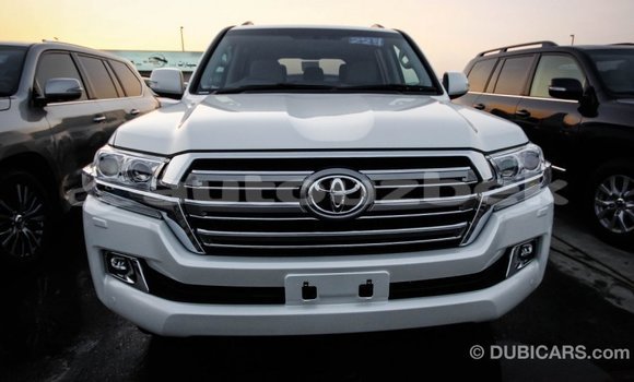 Buy Import Toyota Land Cruiser White Car in Import - Dubai in Andijon Buy Import Toyota Land Cruiser White Car in Import - Dubai in Andijon