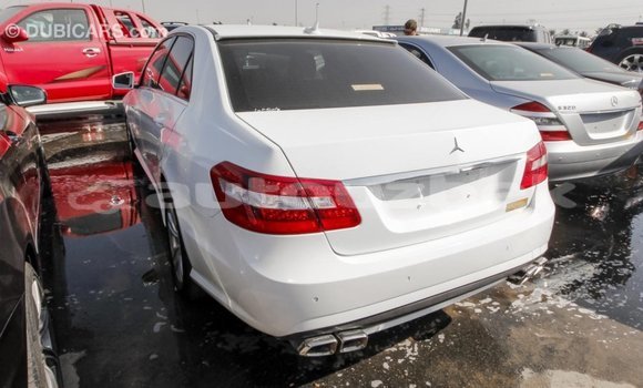 Buy Import Mercedes-Benz 200 White Car in Import - Dubai in Andijon Buy Import Mercedes-Benz 200 White Car in Import - Dubai in Andijon