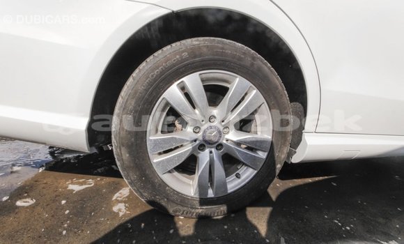 Buy Import Mercedes-Benz 200 White Car in Import - Dubai in Andijon Buy Import Mercedes-Benz 200 White Car in Import - Dubai in Andijon