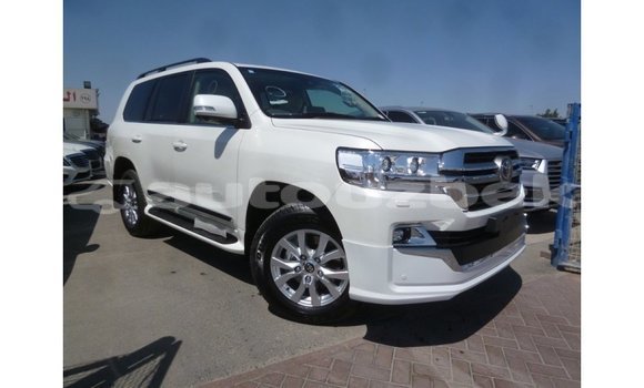 Buy Import Toyota Land Cruiser White Car in Import - Dubai in Andijon Buy Import Toyota Land Cruiser White Car in Import - Dubai in Andijon