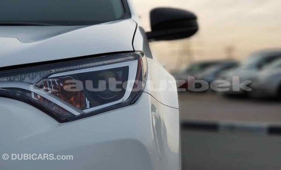 Buy Import Toyota RAV4 White Car in Import - Dubai in Andijon Buy Import Toyota RAV4 White Car in Import - Dubai in Andijon