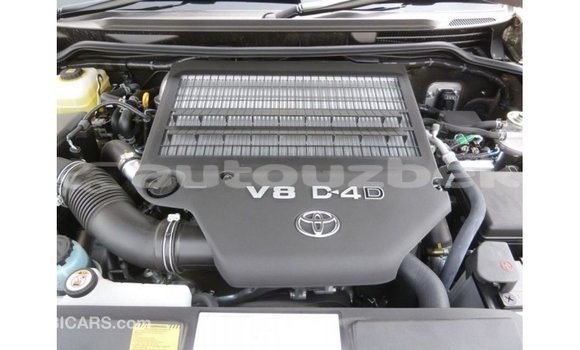 Buy Import Toyota Land Cruiser Other Car in Import - Dubai in Andijon Buy Import Toyota Land Cruiser Other Car in Import - Dubai in Andijon