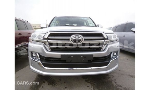 Buy Import Toyota Land Cruiser Other Car in Import - Dubai in Andijon Buy Import Toyota Land Cruiser Other Car in Import - Dubai in Andijon