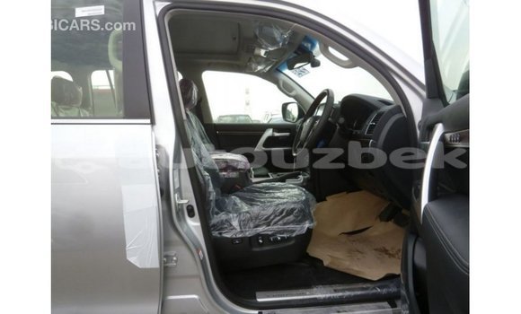 Buy Import Toyota Land Cruiser Other Car in Import - Dubai in Andijon Buy Import Toyota Land Cruiser Other Car in Import - Dubai in Andijon