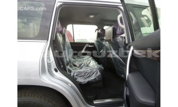 Buy Import Toyota Land Cruiser Other Car in Import - Dubai in Andijon Buy Import Toyota Land Cruiser Other Car in Import - Dubai in Andijon
