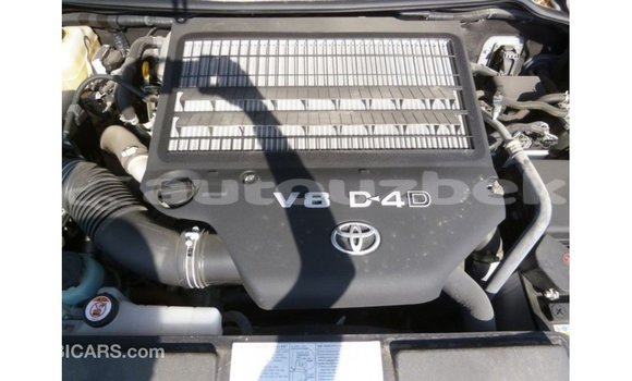 Buy Import Toyota Land Cruiser Other Car in Import - Dubai in Andijon Buy Import Toyota Land Cruiser Other Car in Import - Dubai in Andijon