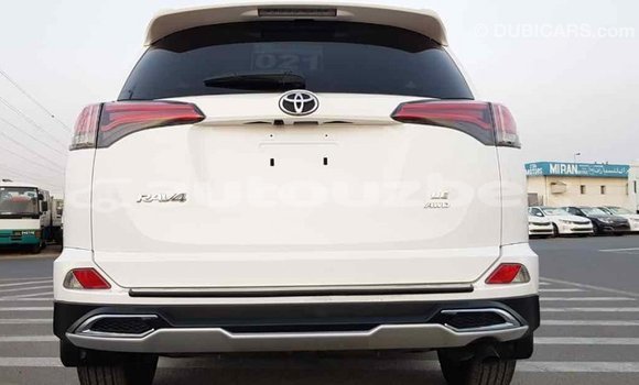 Buy Import Toyota RAV4 White Car in Import - Dubai in Andijon Buy Import Toyota RAV4 White Car in Import - Dubai in Andijon