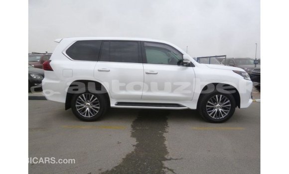 Buy Import Lexus LX White Car in Import - Dubai in Andijon Buy Import Lexus LX White Car in Import - Dubai in Andijon