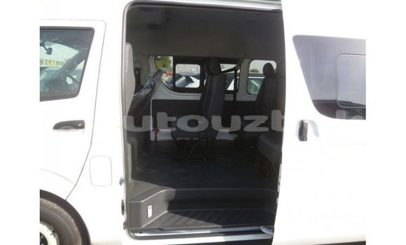 Buy Import Toyota Hiace White Car in Import - Dubai in Andijon Buy Import Toyota Hiace White Car in Import - Dubai in Andijon