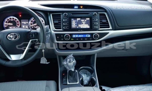 Buy Import Toyota Highlander Other Car in Import - Dubai in Andijon Buy Import Toyota Highlander Other Car in Import - Dubai in Andijon