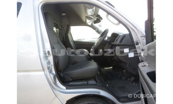 Buy Import Toyota Hiace Other Car in Import - Dubai in Andijon Buy Import Toyota Hiace Other Car in Import - Dubai in Andijon