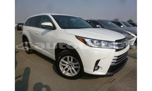 Buy Import Toyota Kluger White Car in Import - Dubai in Andijon Buy Import Toyota Kluger White Car in Import - Dubai in Andijon