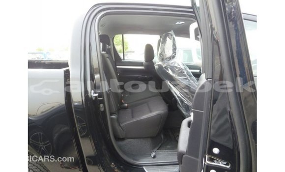 Buy Import Toyota Hilux Black Car in Import - Dubai in Andijon Buy Import Toyota Hilux Black Car in Import - Dubai in Andijon