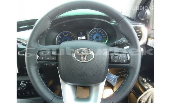 Buy Import Toyota Hilux Black Car in Import - Dubai in Andijon Buy Import Toyota Hilux Black Car in Import - Dubai in Andijon
