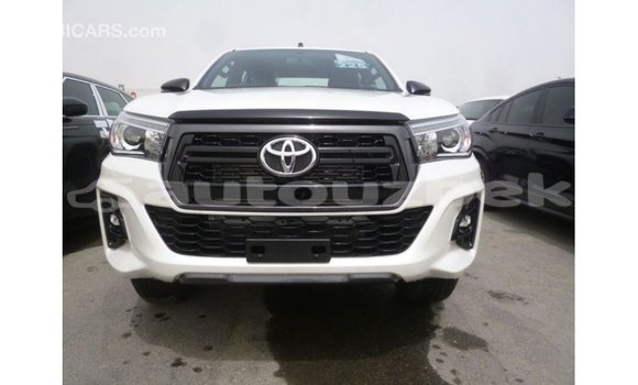 Buy Import Toyota Hilux White Car in Import - Dubai in Andijon Buy Import Toyota Hilux White Car in Import - Dubai in Andijon