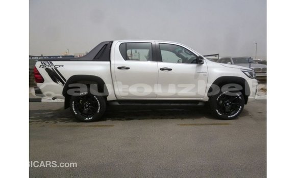 Buy Import Toyota Hilux White Car in Import - Dubai in Andijon Buy Import Toyota Hilux White Car in Import - Dubai in Andijon