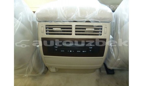 Buy Import Toyota Land Cruiser White Car in Import - Dubai in Andijon Buy Import Toyota Land Cruiser White Car in Import - Dubai in Andijon