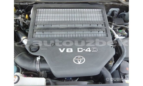 Buy Import Toyota Land Cruiser White Car in Import - Dubai in Andijon Buy Import Toyota Land Cruiser White Car in Import - Dubai in Andijon