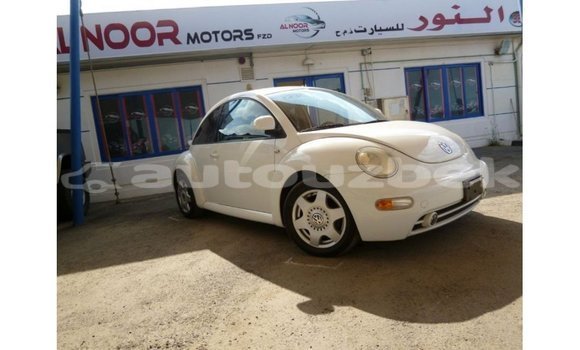 Buy Import Volkswagen Beetle White Car in Import - Dubai in Andijon