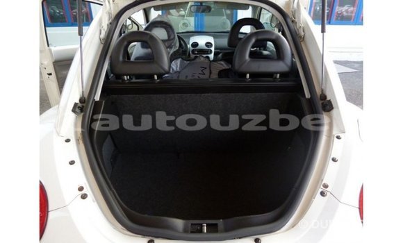 Buy Import Volkswagen Beetle White Car in Import - Dubai in Andijon Buy Import Volkswagen Beetle White Car in Import - Dubai in Andijon