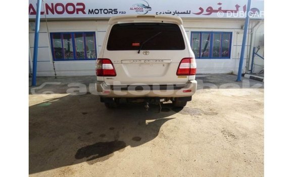 Buy Import Toyota Land Cruiser White Car in Import - Dubai in Andijon Buy Import Toyota Land Cruiser White Car in Import - Dubai in Andijon