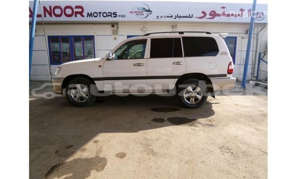 Buy Import Toyota Land Cruiser White Car in Import - Dubai in Andijon Buy Import Toyota Land Cruiser White Car in Import - Dubai in Andijon